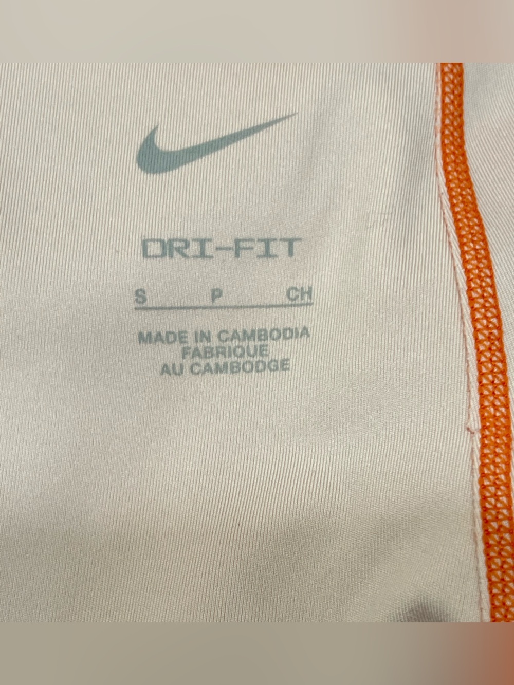 Nike One Luxe Icon Women’s Size Small US Mid-Rise Training Bike Short Orange - Picture 12 of 14